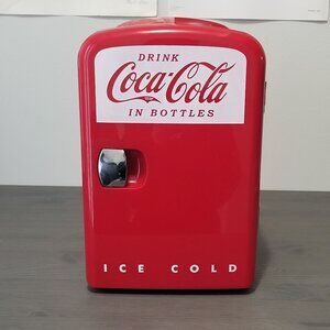 Retro Coca Cola 6 Can Mini Fridge